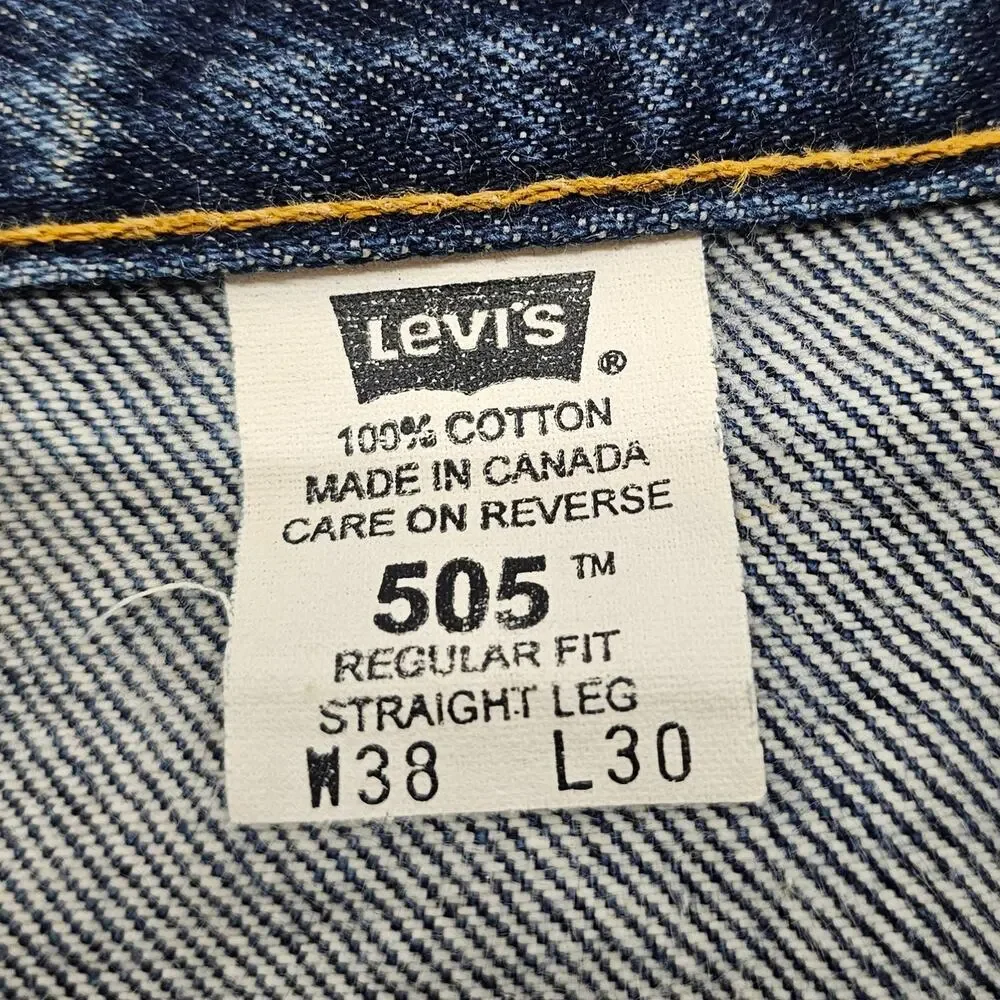 Vintage Levi's 505 Jeans Men's Size 38 x 30 Y2K Straight Leg Regular Fit